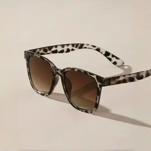 Trendy Leopard Pattern Square Frame Sunglasses, Vintage Casual Ombre Lens Sunglasses for Everyday Use, Fashion Accessories for Outdoor Activities, Sunglasses for Women & Men, Gifts for Her, Eyeglass