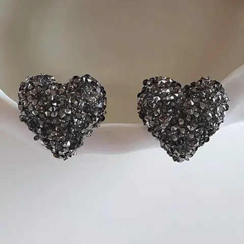 Elegant Heart-Shaped Stud Earrings for Women, Fashionable and Unique Design, Perfect for Daily Wear, Vacation, and Casual, Stud Earrings Jewelry, Studs Earrings