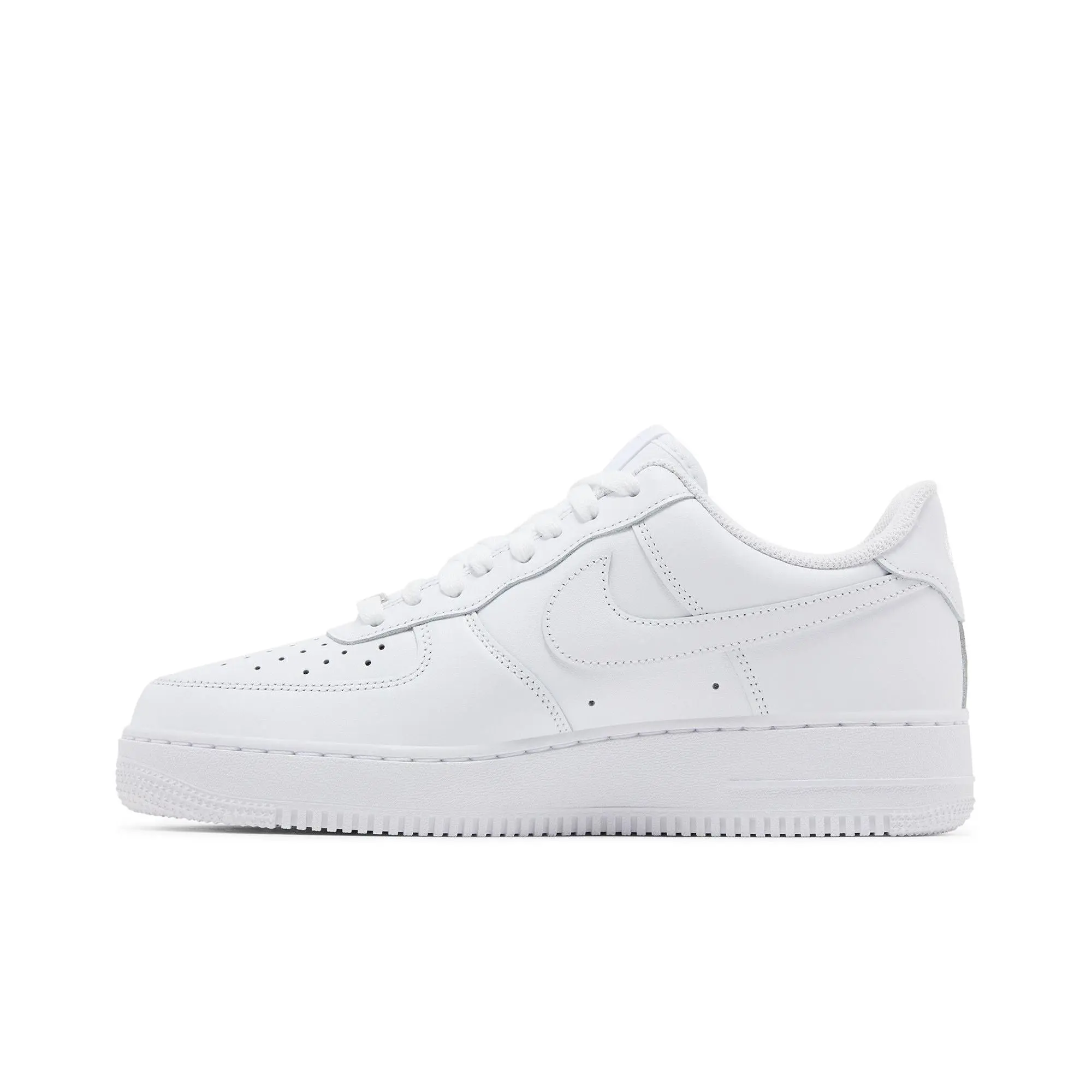 Nike Air Force 1 Low '07 'Triple White' Unisex Classic Plain Basketball Shoes - Closed-Toe Lace-Up Fashionable Sports Footwear, Chill Casual Athletic Trainers with Logos
