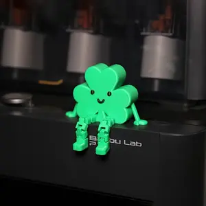 Irish Blessing Mini Shamrock Statue Lucky Shamrock Charm Decoration Celtic Lucky Desktop Souvenir Ideal Gift Choice and Desktop Decoration