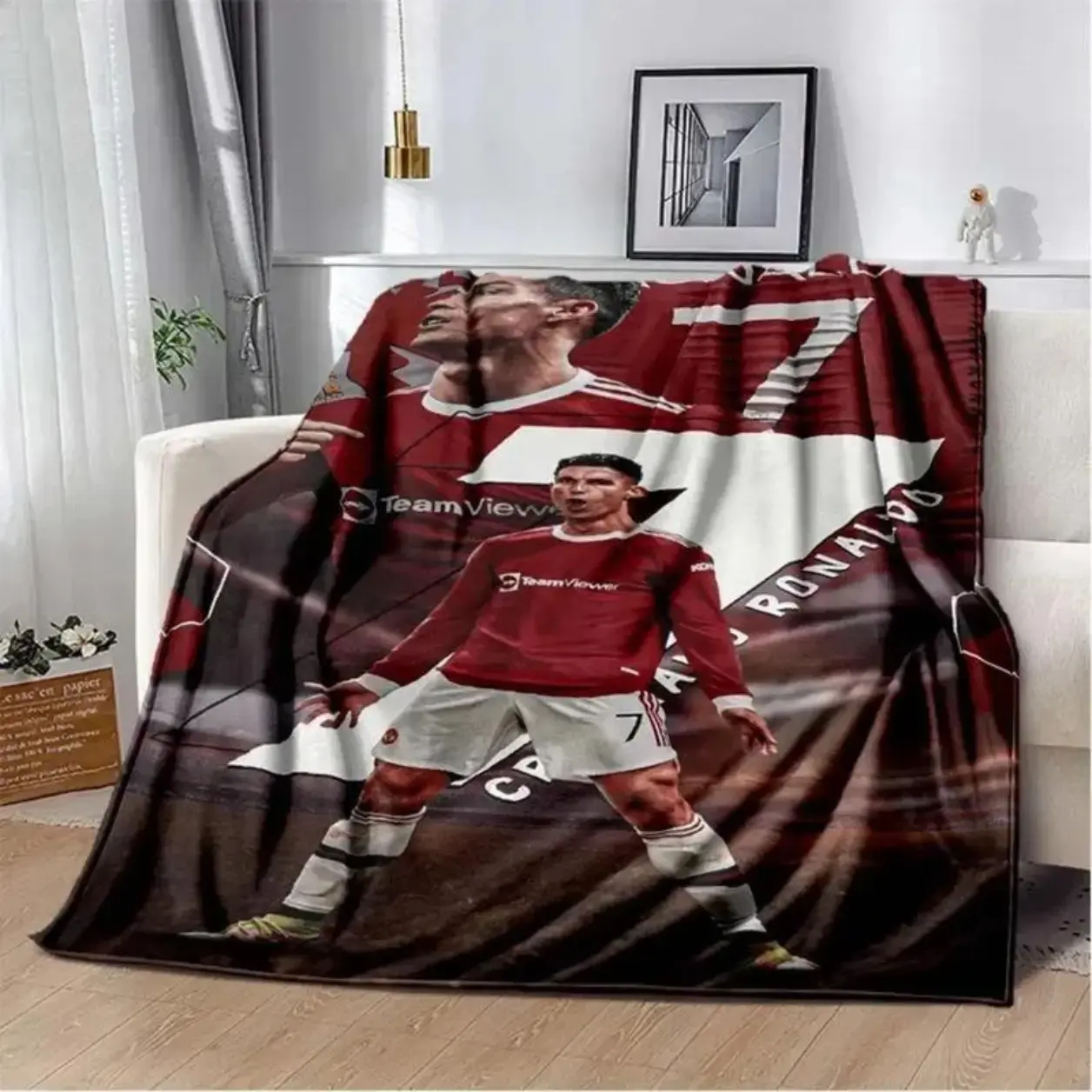 Cristiano Ronaldo CR7 Soft Flannel Plush Throw Blanket, High-Quality Skin-Friendly Fade-Resistant All-Seasons Couch Blanket, 30x40 in/40x50 in/50x60 in/80x60 in, Lightweight Durable Camping Gift for Living Room Bed