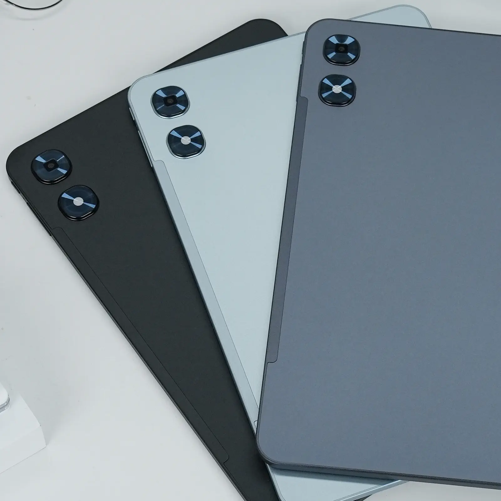 P13 Pro 13.4 Inch Large Tablet, Android 16 Tablets, Gemini AI