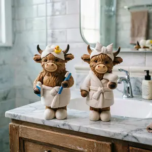 Scottish Highland Cow Resin Craft, Bath Theme Baby Cow Figurine, Bathroom Sink Decor, Decorative Sculptures, Resin Animal Sculptures, Fun Home Desktop Ornament