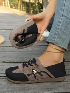 Breathable Flyknit Mesh Casual Shoes, Colorblock Soft Sole Slip-On Sneakers, Spring One-Step Women's Footwear, Comfortable Lazy Shoes