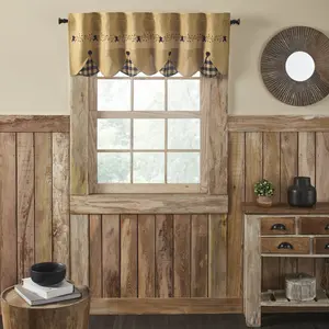 Pip Vinestar Scalloped Valance
