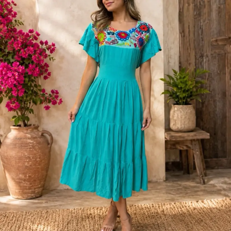 Vestido bordado Rococo en tela rayón