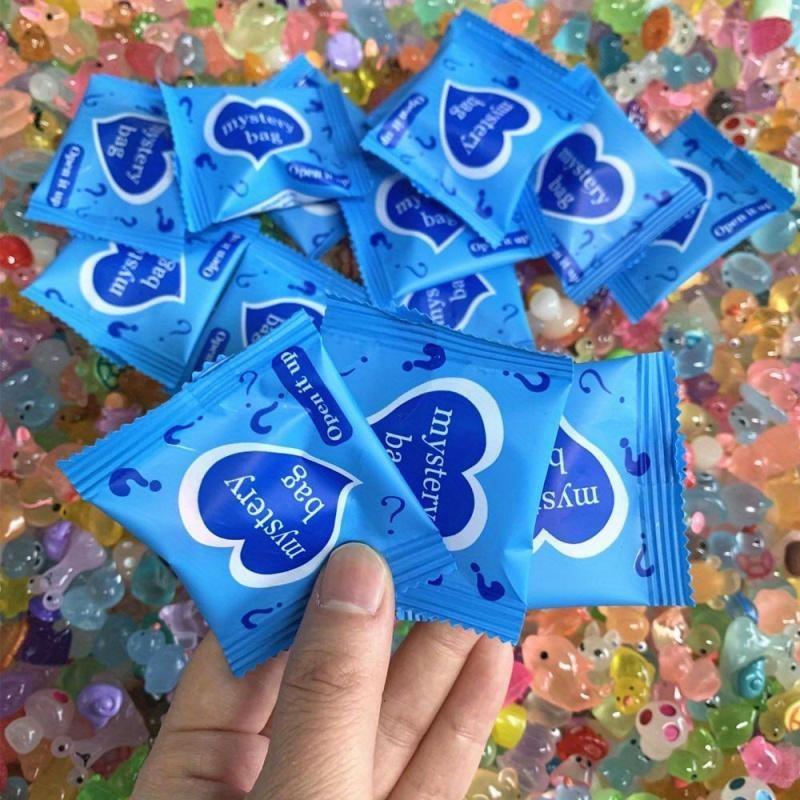 20pcs/setMini Luminous Animal Resin Model,  Glow in The Dark Miniature Resin Model, DIY Craft for Home Decor, Birthday Party Gift, Ornaments