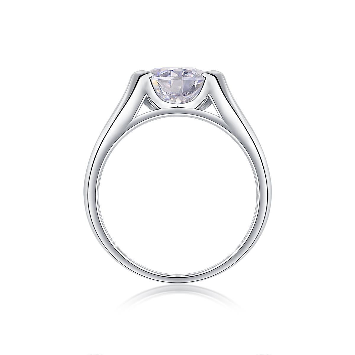 Classic semi-bezel 2-carat Moissanite ring, crafted from 925 silver plated with platinum, can be used as an engagement ring, wedding ring, date ring, everyday wear ring, Hypoallergenic ring，or birthday gift.