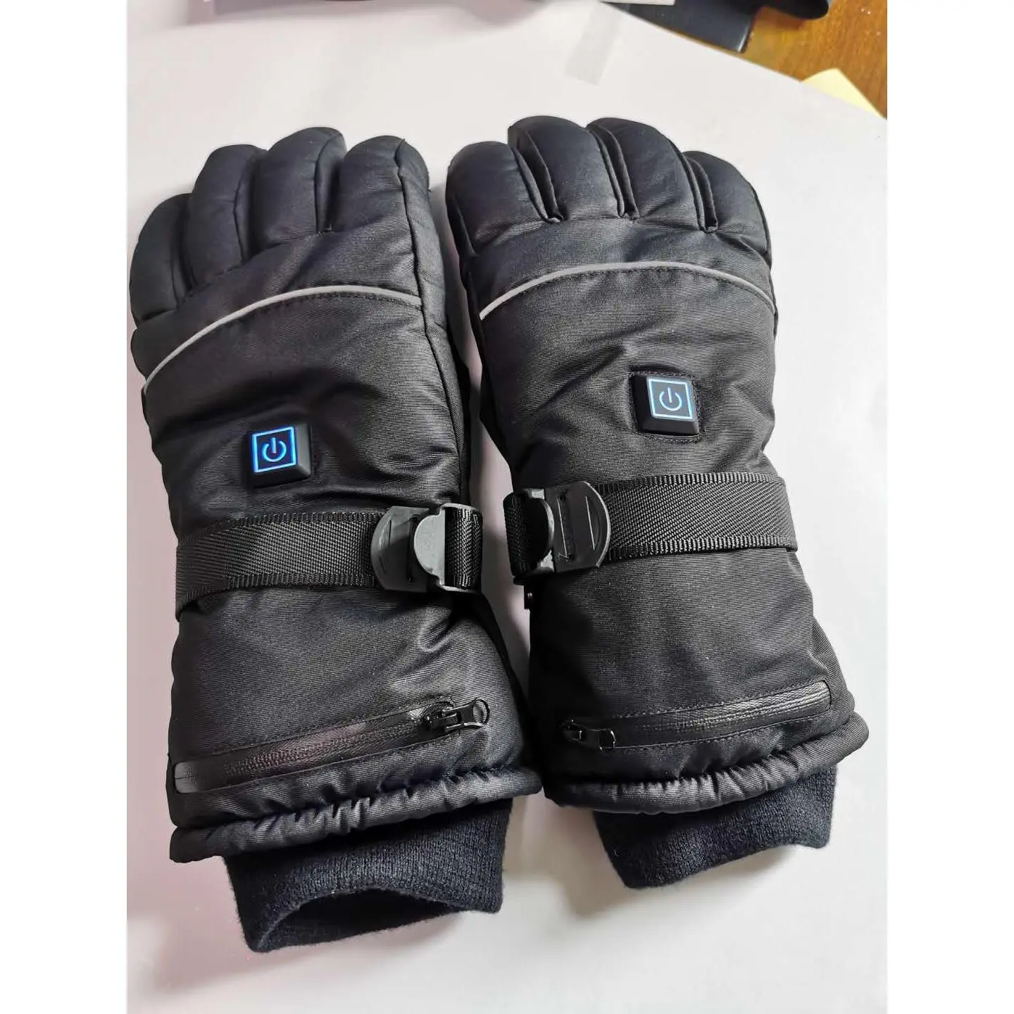Gloves+rechargeable 5000mAh battery pair