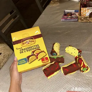 August Regular Tampons - Zero-Feel. Organic Cotton. Compostable Wrapper.