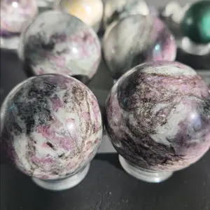 Garnet matrix sphere