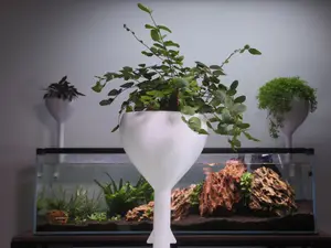 Small Aquarium‑Mounted Wicking Planter – Self‑Watering Planter