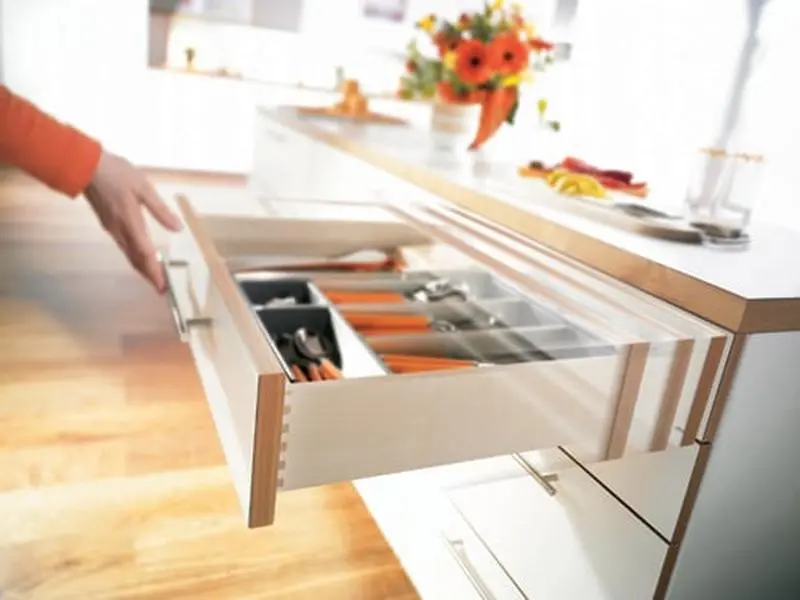 B563H 3810B Blum Tandem Premium Undermount Slides With Full Extension For 15 in. Drawers 100 no. Class