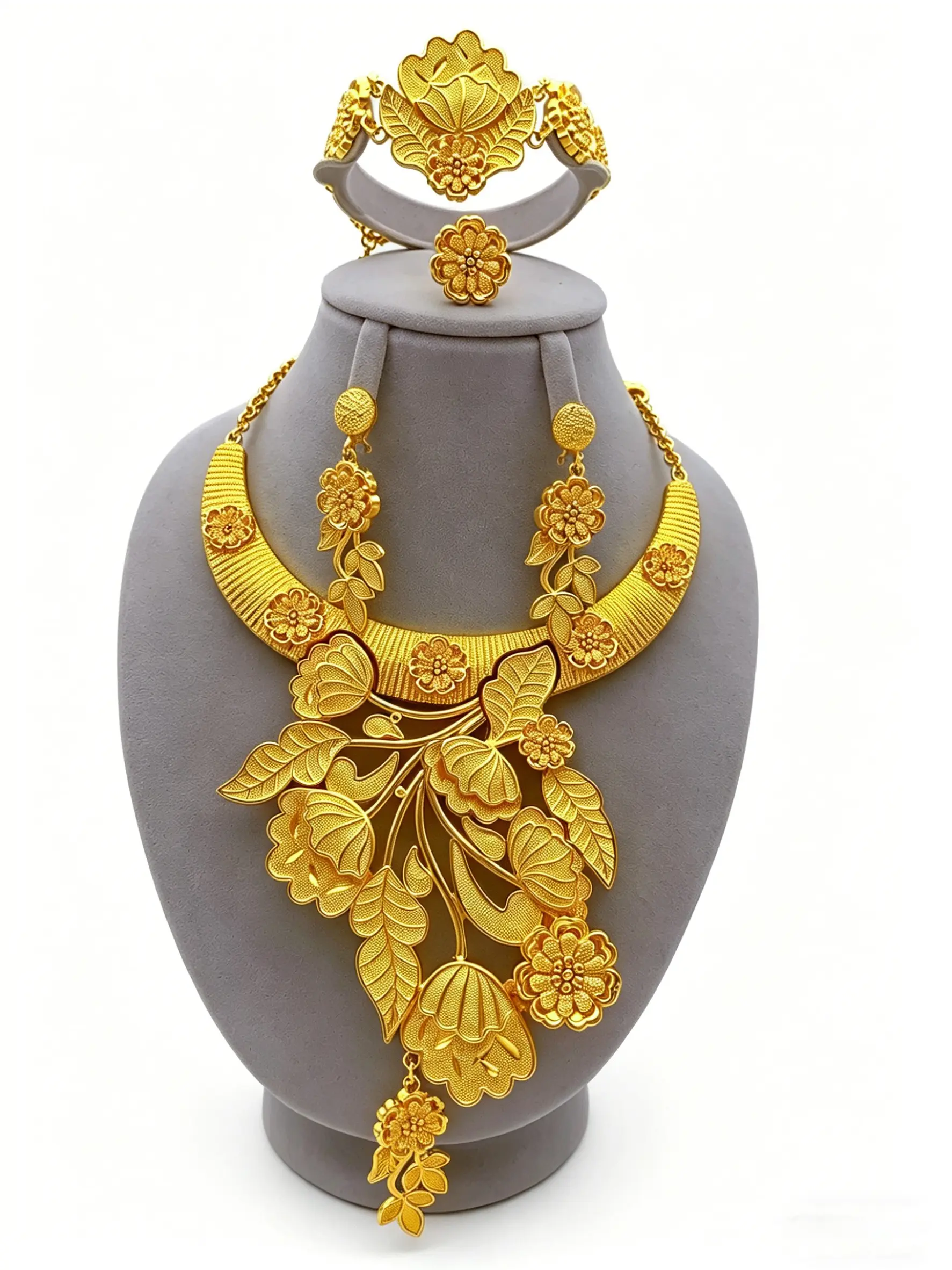 4-Piece Dubai African Gold Plated Jewelry Set, Large Flower Necklace Bracelet Ring Earrings, Elegant Party Accessories, Gift for Wedding, Fashionable Jewelry Set