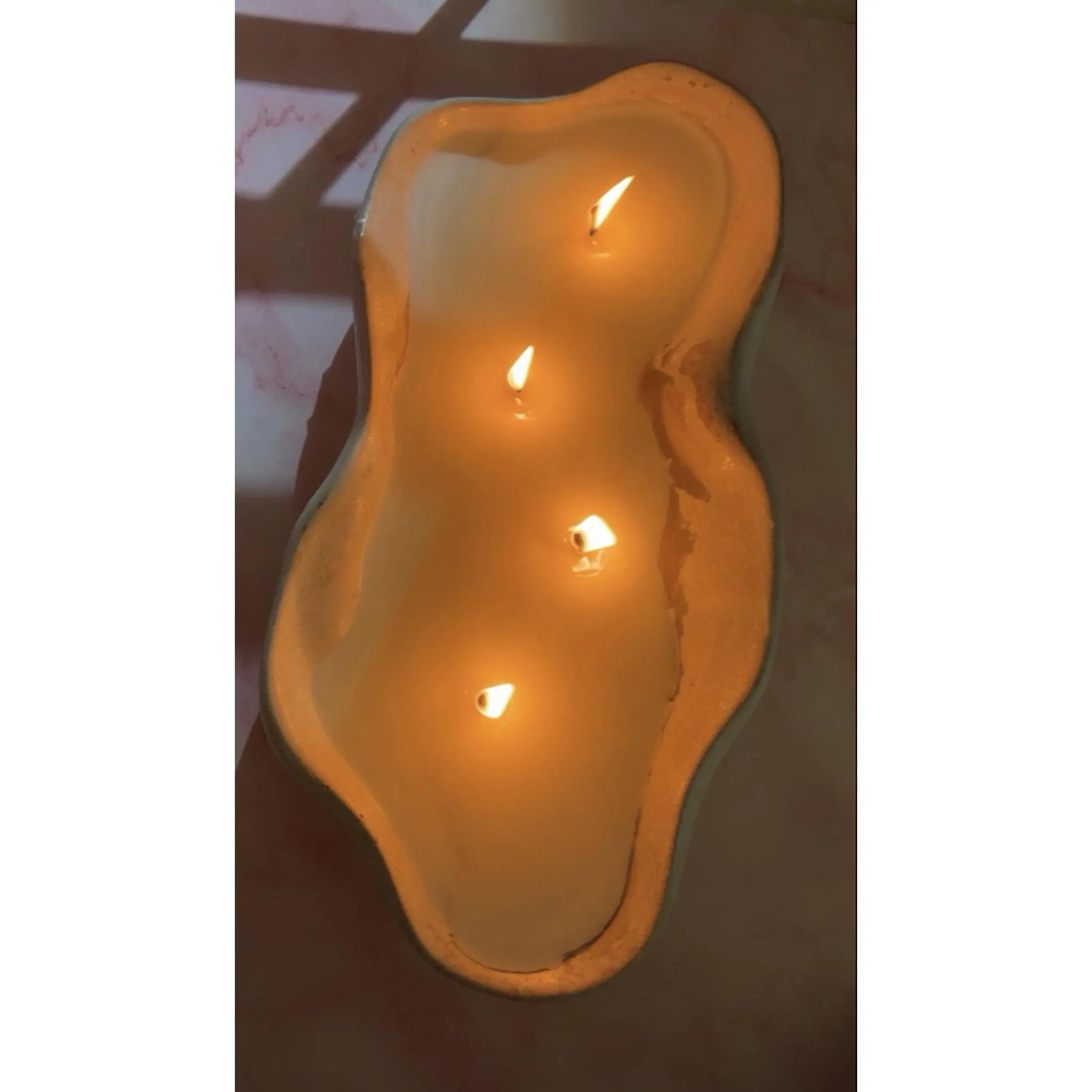 The Curved Muse™ Four-Wick Candle - Handcrafted Premium Soy Wax with Four Cotton Wicks for Even Burn - Reusable Sculptural Vessel - Modern Artisan Design - 35-40 Hours Burn Time - Perfect Gift