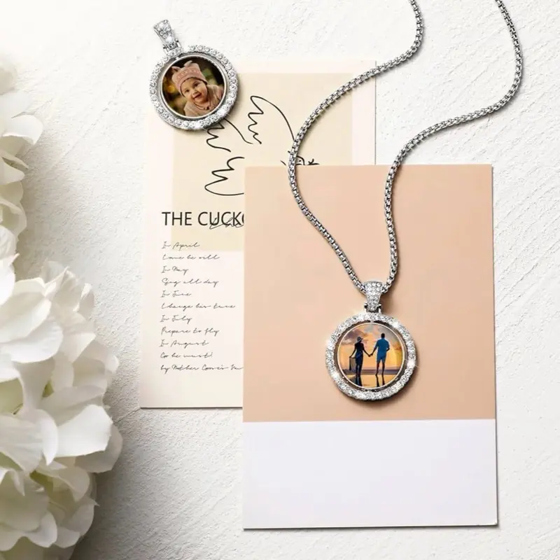 Memorial Necklace 360 Photo Rotation