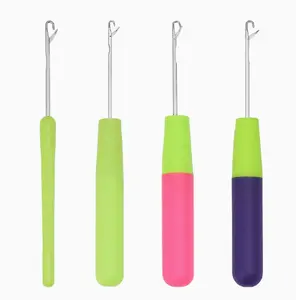 【If your package does not include this gift, please contact the seller first】[Random style]1 Pcs Latch Hook,Crochet Needles for Hair, Hair Crochet Hook for Scarf Carpet Making and Art Crafts