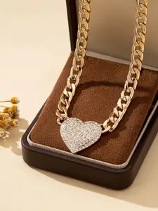 Elegant Women's Fashion Rhinestone Heart Pendant Necklace, Romantic Style Alloy Chain, All Seasons Jewelry, No Choking Hazard