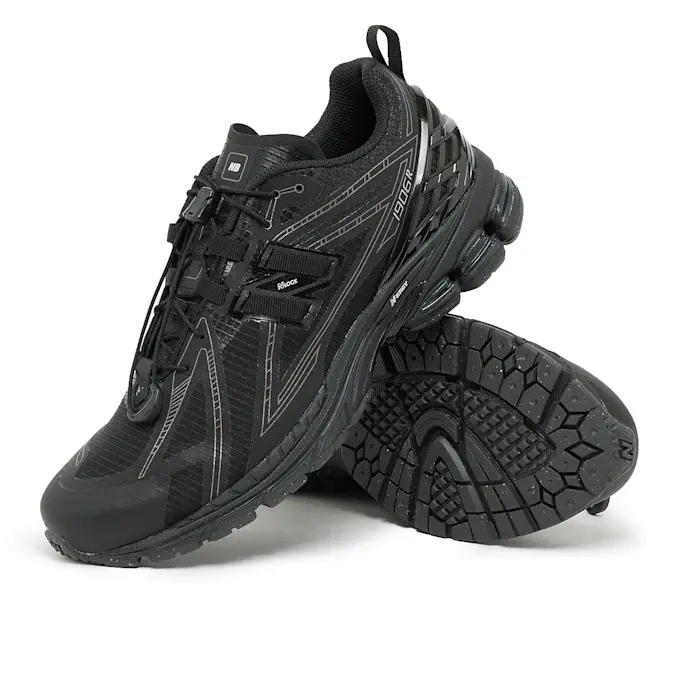 New Balance 1906R Triple Black U1906RJB Men's Fashion Sneaker New
