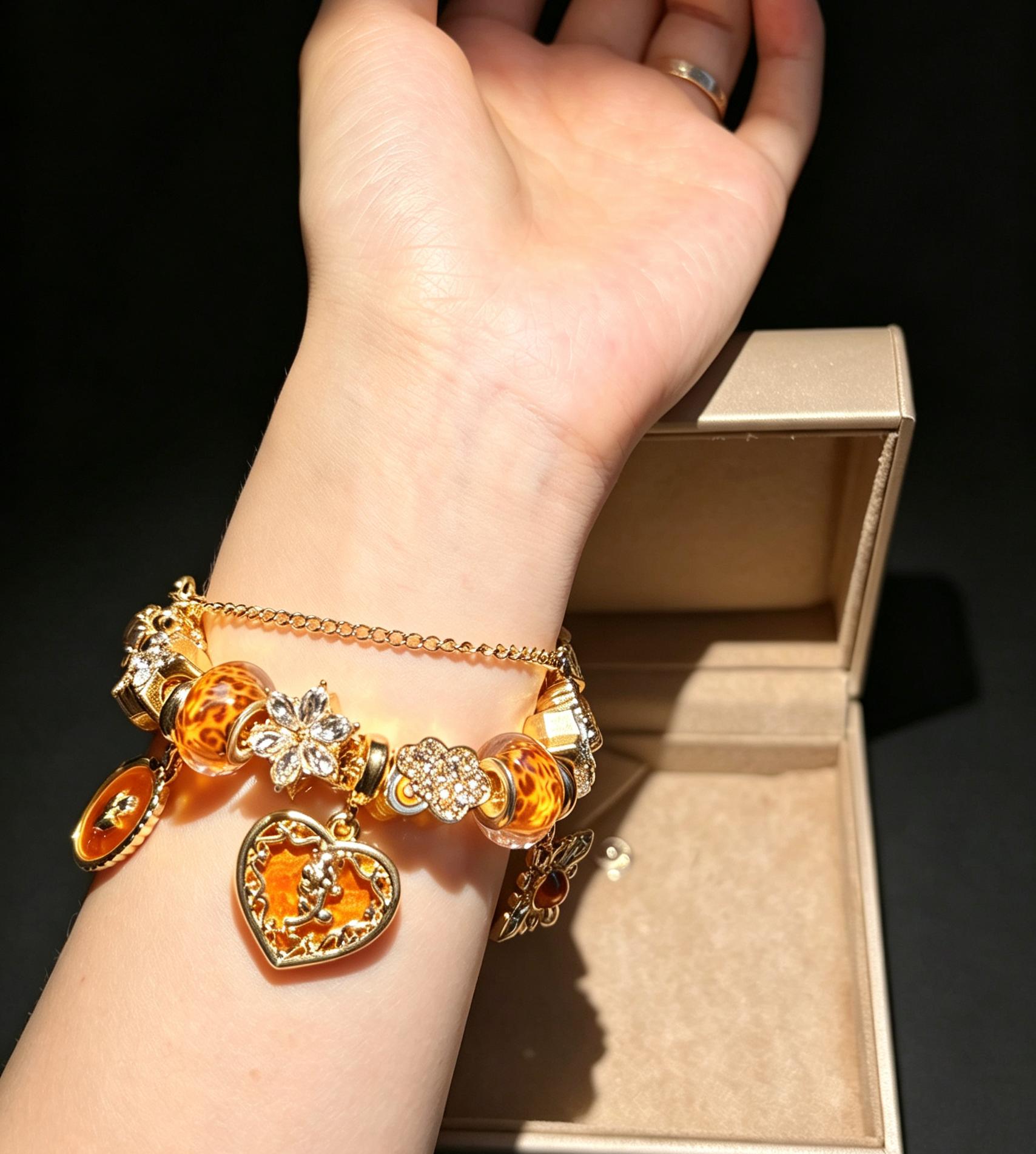 Gold Leopard Print Beaded Charm Bracelet, Vintage Heart Pendant Bangle with Crystal Flower Dangle Charms, Women Fashion Jewelry Gift