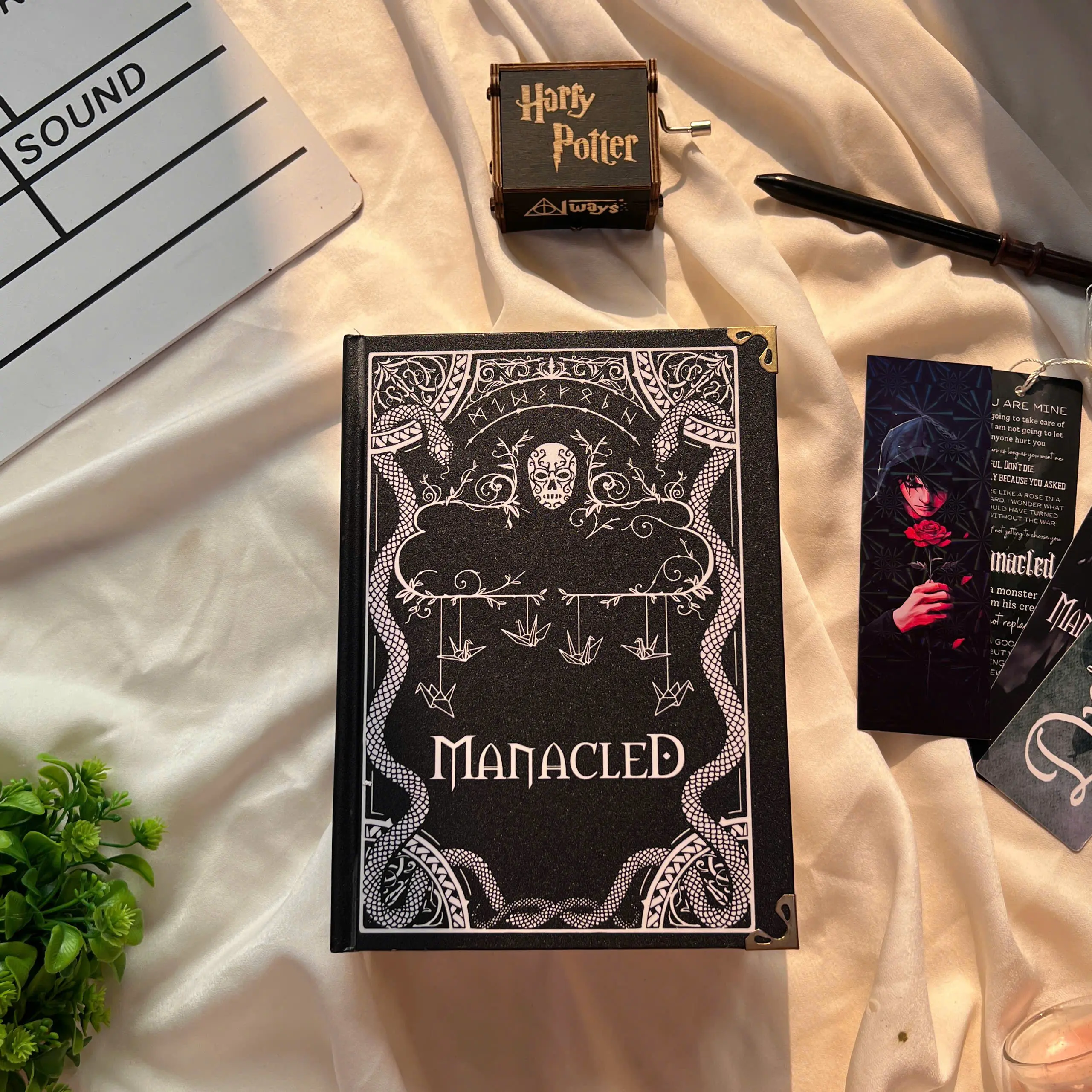 M4nacled Illustrated Special Edition Hardcover Book by SenLinYu – Gothic Romantic Dramione Fanfiction, Harry Potter Fanfic, The Handmaid's Tale