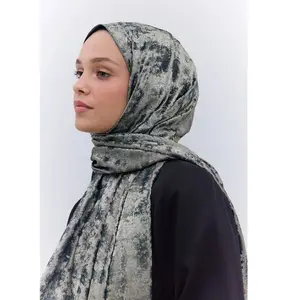 Luxury Shine Hijab Shawl - Emerald