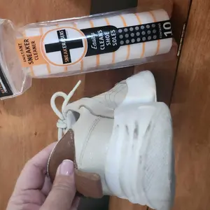 Product Review of SneakERASERS️ Instant Shoe Cleaner: 10 Pack from S**8