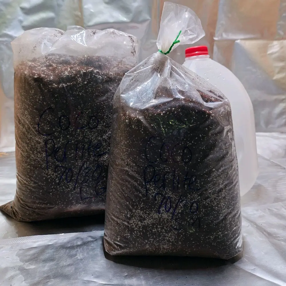 Gardening Haven House Coco and Perlite 70/30 Blend for Organic Gardening - Premium Soil Mix for Healthy Plants