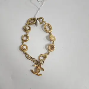 Pre-owned Chanel Gold Metal Bracelet T ZY0000337914
