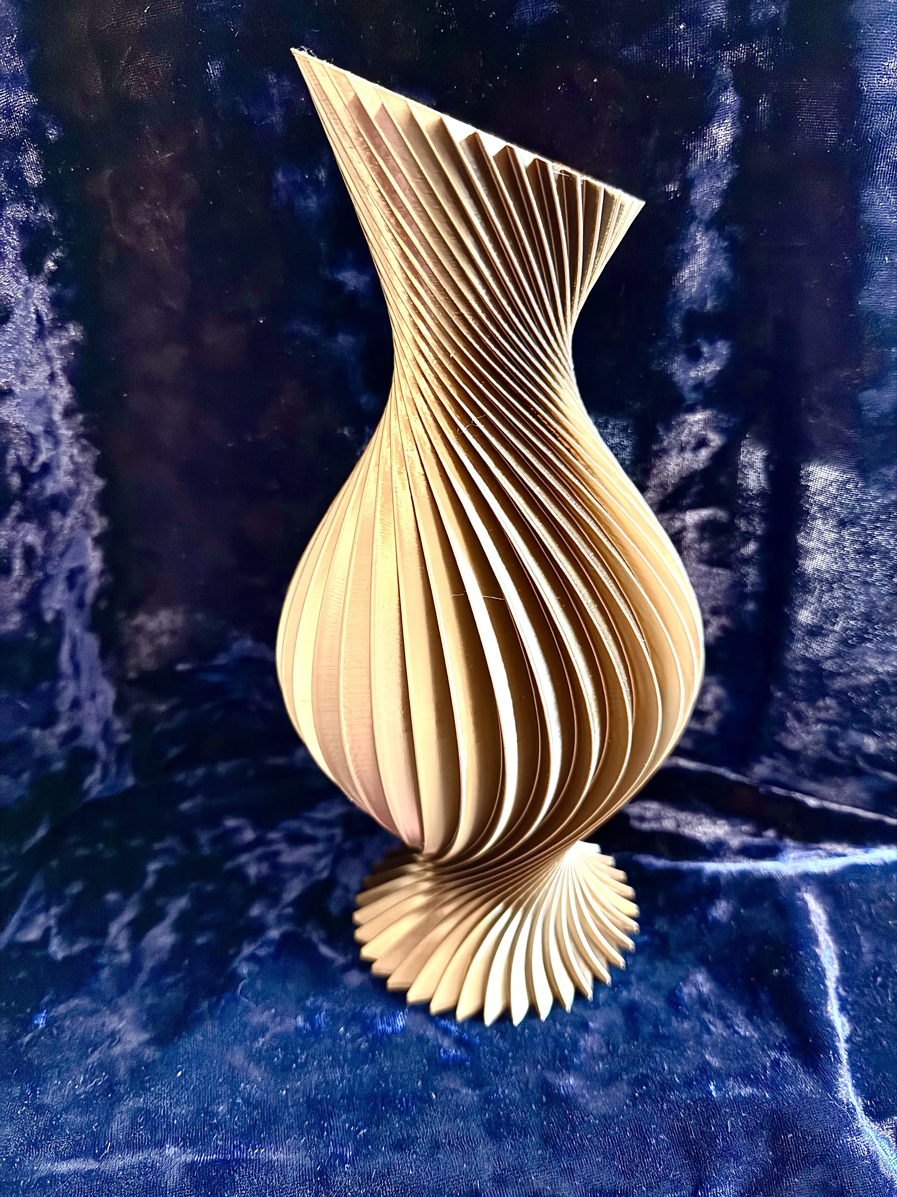 Modern Spiral Vase Modern Spiral Vase