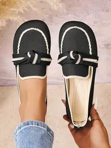 Women's Wide Fit Flat Shoes, Classic Round Toe Slip-On Design, Fashion Ballet Style, Comfortable All-Day Wear, Perfect for Casual, Round Toe Flats