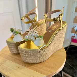 Size 9 - Clearance-Comfortable sandals on sale, they are lightweight