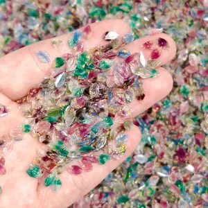 Luminous Soft Leafs with Golden Foil for Nail Art DIY - 6 Vibrant Colors for Creative Designs - Perfect for Nail Art & Crafting