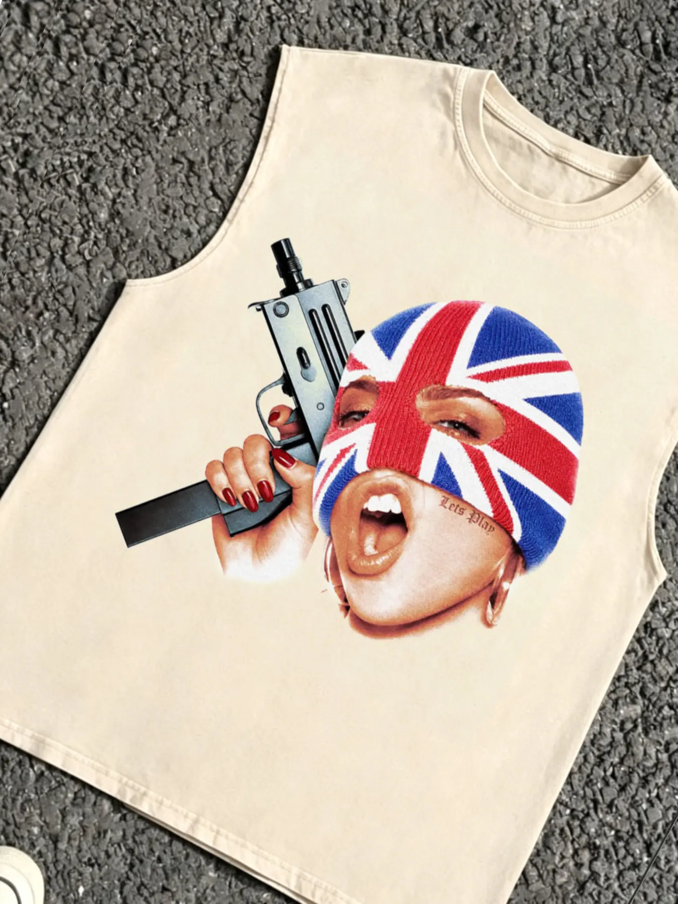 1 PCS loose distressed washed graphic tank top featuring a “M” flag bandit mask design and hot‑girl gun motif with retro print; unisex, suitable for all seasons; ideal for beach vacations, Y2K summer outfits, punk high street fashion, campus outings, an