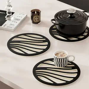 Heat Resistant Silicone Kitchen Mat for Hot Pots Bowls Plates Non Slip Placemats and Coasters Set for Dining Table snack