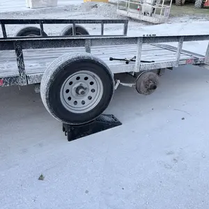 VEVOR Single Pack Car Service Ramp, 20000 lbs/10 ton Loading Capacity, 5.5" Lift Car Ramp, Low Profile Plastic Tire Ramp, Heavy Duty Truck Ramp for Oil Changes Wheels, Lift Vehicle Maintenance