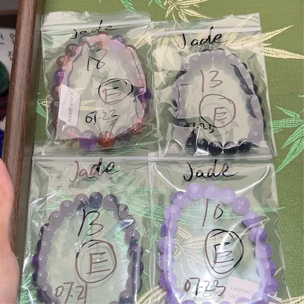 [Quick sale] Non-natural Crystal Bracelets & Anklets Non nature crystals