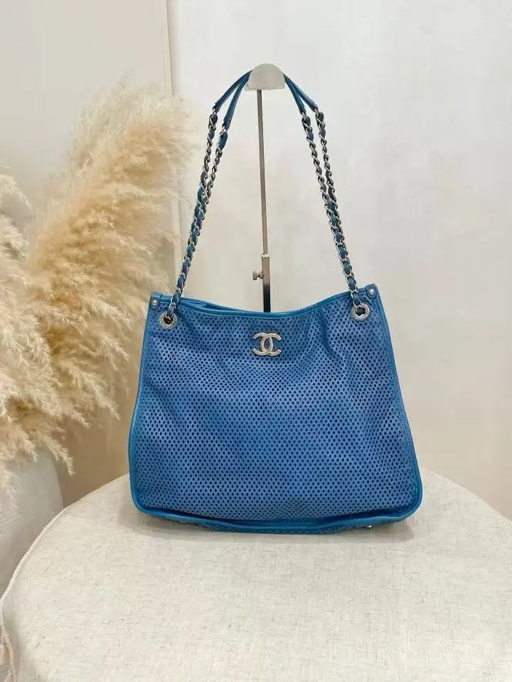 Pre-owned CHANEL Blue Perforated Mesh Chain Tote Bag