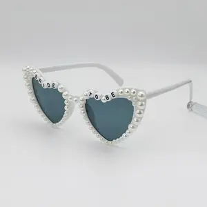 Women's Pearl Glasses for Party Decoration, Wedding Eyewear, Faux Pearls Sunglasses for Women, Perfect for Parties & Events