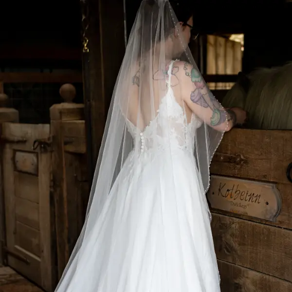 Equestrian Signature with Pearls Charlotte Guernsey Wedding Veil - Hand Drawn Equestrian Bridal Veil, Hand Sewn Pearl Edge, Waltz Length, Rustic Ranch Wedding, Horse Girl Bride, Heirloom Handmade Signature Veil