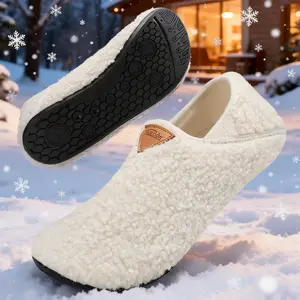 Warm Plush Slippers for Women and Men, Full Foot Cover, Anti-Slip Rubber Sole, Indoor Outdoor Winter Slippers fur slides