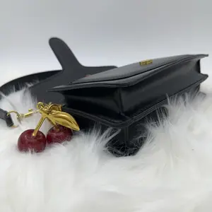 Women's Chain Bag with Magnetic Closure Versatile Crossbody & Shoulder Bag Mini Square Handbag Featuring