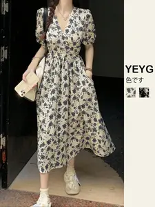 Women's Summer V-Neck Dress, French Style Knee-Length A-Line Dress, Floral Print Casual Holiday, Comfortable & Stylish Design