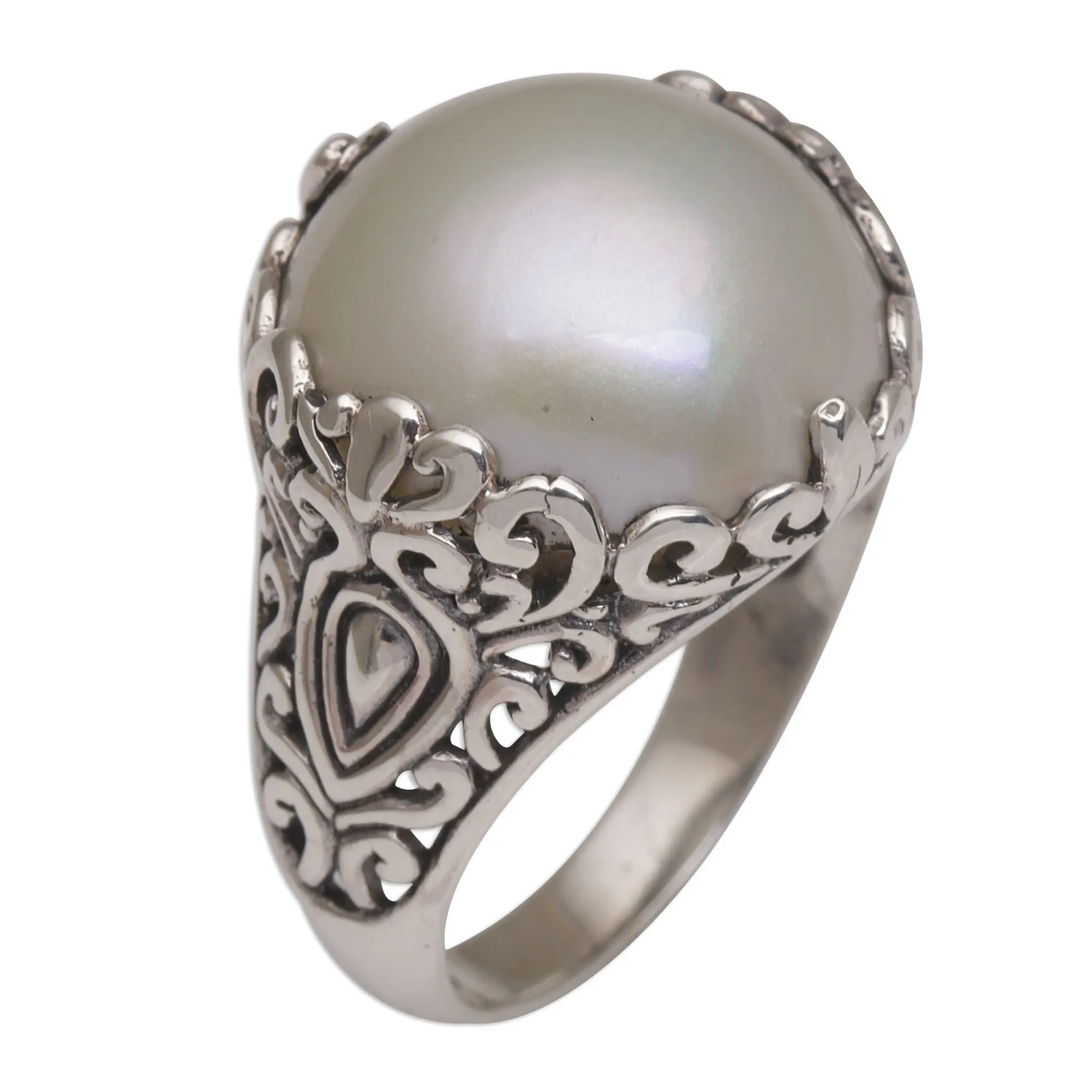 Novica Artisan Handmade Mabe Cultured Freshwater Pearl Domed Ring .925 Sterling Silver From Bali White Cocktail Indonesia Gemstone Birthstone 'Palatial Dreams'