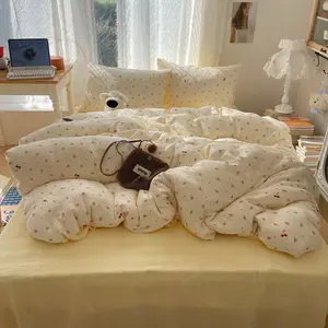 100% Polyester 3pc Bedding Set, Soft Comfortable All-Seasons, Zipper Design Easy Wash, Includes One Duvet Cover and Two Pillowcases, Soft Bedding Sets