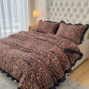2/3pcs 100% Polyester Soft, Lightweight & Breathable Leopard Print Lace Duvet Cover Set (Without Comforter), (1 Duvet Cover And 1/2 Pillowcase), All-Season Modern Polyester Bedding Set