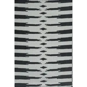 Mad Mats Aztec Black & Off White Handmade Rug 100% Recycled Plastic UV Protected Fade Proof One Year Color Guarantee