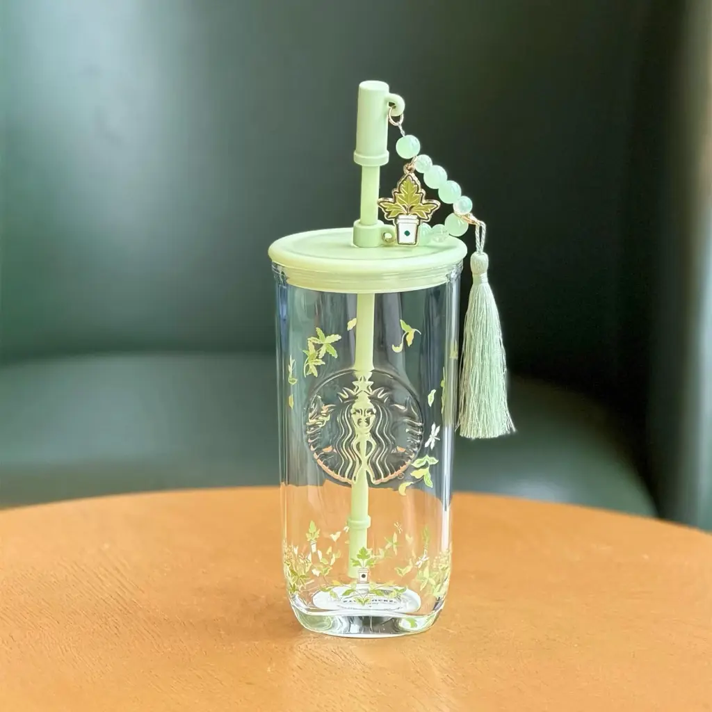 Starbucks Overseas 2026 Spring Auspicious Pattern 18oz Triangular Glass Cup GIFT !