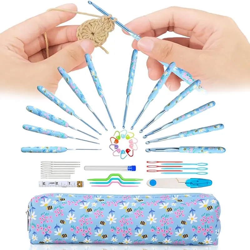 Ergonomic Aluminum Crochet Hooks Set, Crochet Kit, Crochet Tools, Soft Handle, 12 Sizes 2.0mm-8.0mm, Ideal for Beginners & DIY Knitting Enthusiasts, Christmas Gift