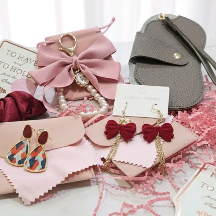 Simple Set – 4 Piece Fashion Bundle (Free Scrunchie Included)